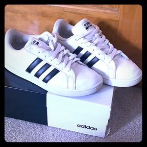 Women’s Cloudfoam Adidas size 7.5